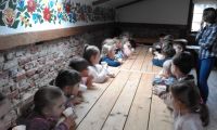 Wycieczka przedszkolaków do Powsina